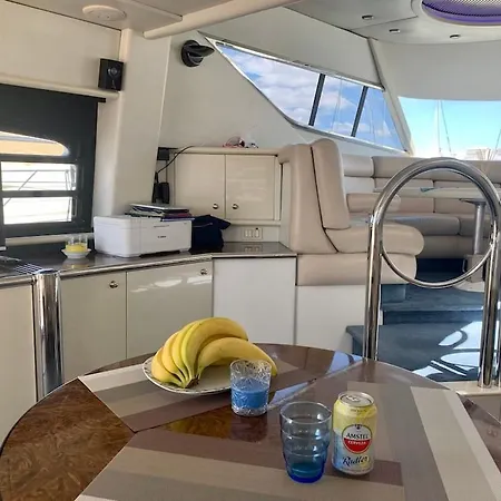 Botel Yacht 18m Sunseeker In Mallorca Mit Fruehstueck & Bordcrew El Arenal (Mallorca)