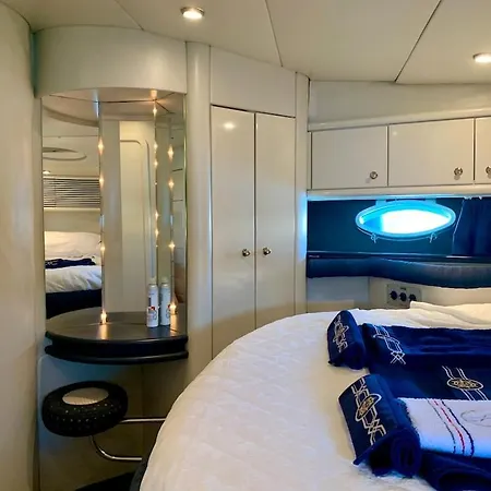 보트호텔 Yacht 18m Sunseeker In Mallorca Mit Fruehstueck & Bordcrew